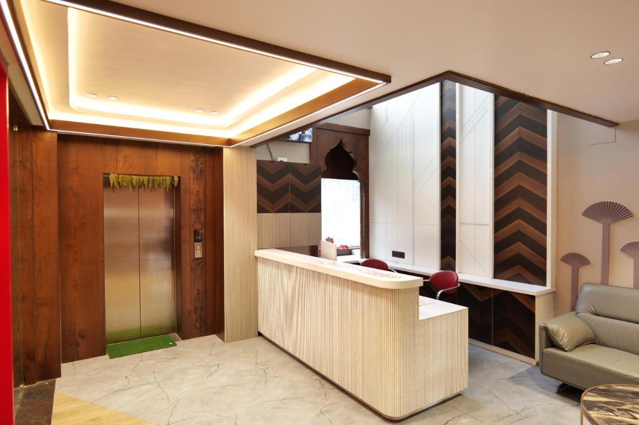 V Hotel Brahmapur Ngoại thất bức ảnh